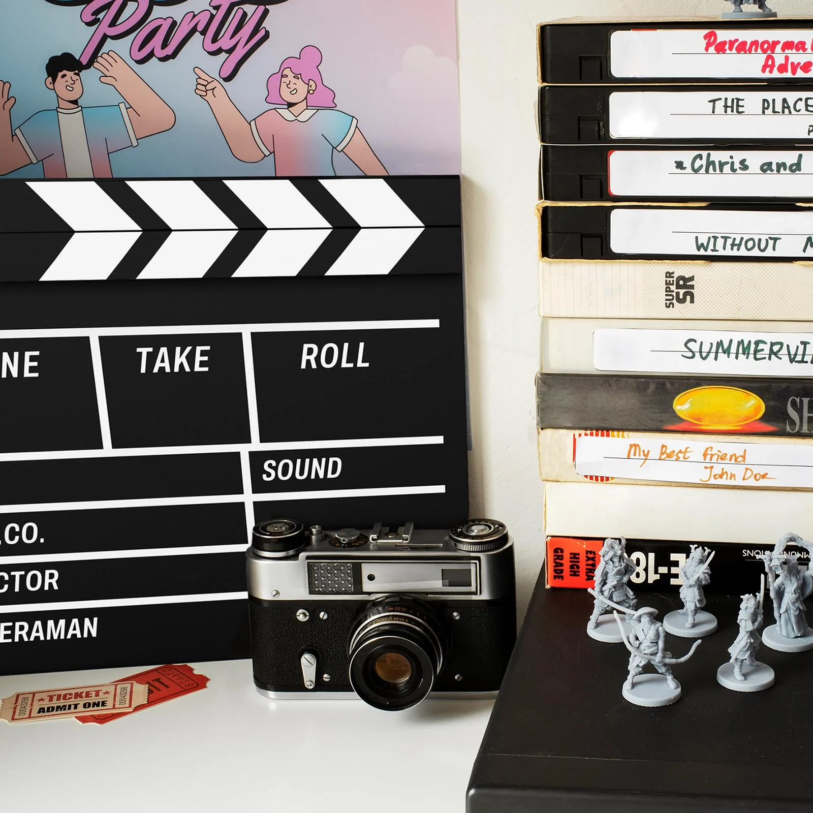 Movie Film Clapboard Hollywood Wooden-Clapper Board Directors Photography Studio Video TV Clapper Board with Erasable Pen Movie Theater Props Decor,Black Clap Board 10.5 X 11.7 inches (Black) Black - Image 8
